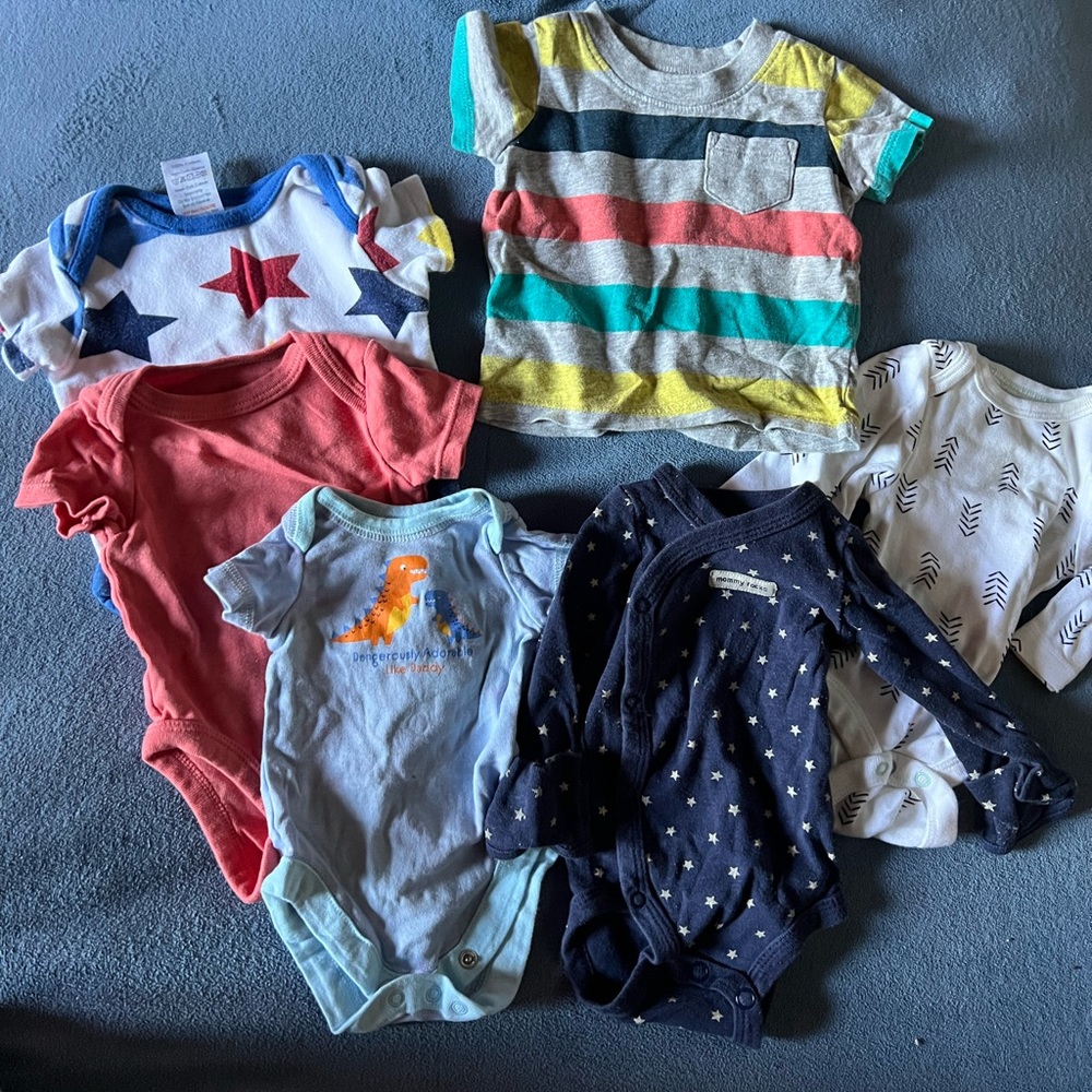 Newborn, baby bundle. Long sleeve, short sleeve, bodysuits, and T-shirt.